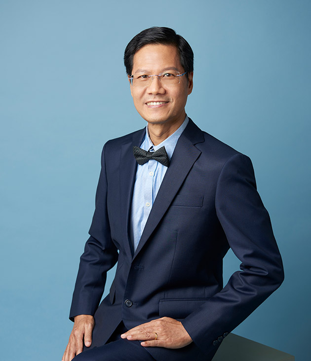 Steven Tan